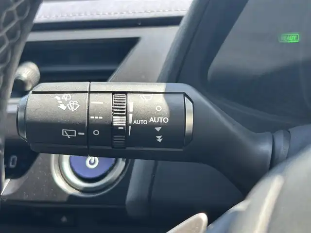 レクサス ＵＸ 250h アーバンエレガンス 兵庫県 2020(令2)年 4万km 黒Ｍ 純正ナビ/(CD/DVD/BT/USB/AUX)/フルセグTV/全周囲カメラ/ETC2.0/衝突軽減ブレーキ/レーダークルーズコントロール/ブラインドスポットモニター/前後コーナーセンサー/前後ドライブレコーダー/パドルシフト/レザーシート/前席シートヒーター/前席パワーシート/パワーシートメモリ機能3/LEDヘッドライト/オートライト/オートハイビーム/フォグランプ/ステアリングリモコン/革巻きステアリング/AC100V/スマートキー/電動格納ミラー/オートリトラミラー/社外フロアマット/純正アルミ18インチ