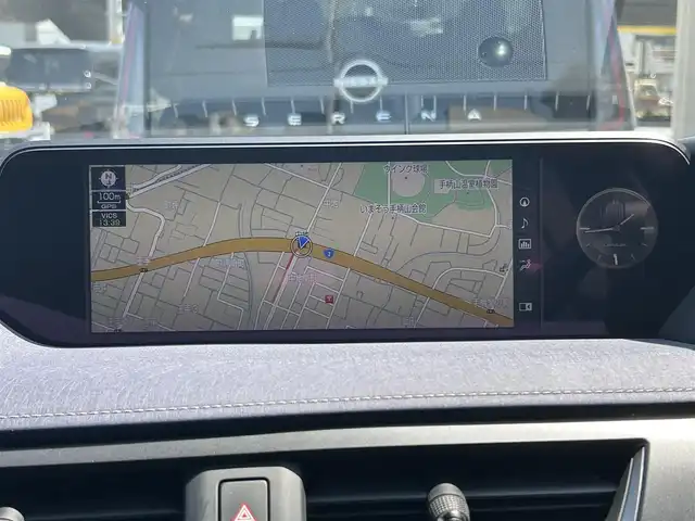 レクサス ＵＸ 250h アーバンエレガンス 兵庫県 2020(令2)年 4万km 黒Ｍ 純正ナビ/(CD/DVD/BT/USB/AUX)/フルセグTV/全周囲カメラ/ETC2.0/衝突軽減ブレーキ/レーダークルーズコントロール/ブラインドスポットモニター/前後コーナーセンサー/前後ドライブレコーダー/パドルシフト/レザーシート/前席シートヒーター/前席パワーシート/パワーシートメモリ機能3/LEDヘッドライト/オートライト/オートハイビーム/フォグランプ/ステアリングリモコン/革巻きステアリング/AC100V/スマートキー/電動格納ミラー/オートリトラミラー/社外フロアマット/純正アルミ18インチ