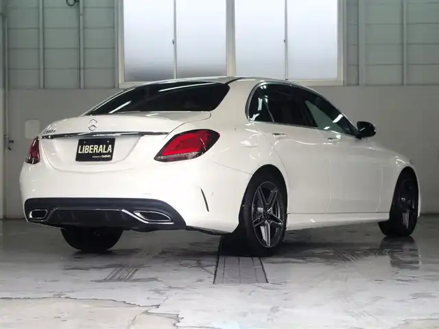 メルセデス・ベンツ Ｃ２２０ｄ アバンギャルド　AMGライン 兵庫県 2019(平31)年 3.9万km ダイヤモンドホワイト 純正ナビ/バックカメラ/TV/カープレイ/エアサス/オートハイビーム/黒革/パワーシート/シートヒーター/ACC/LKA/BSM
