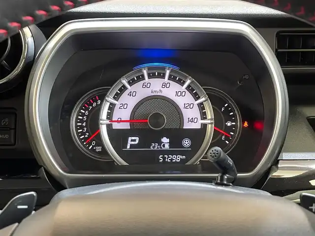 スズキ スペーシア カスタム HYBRID XS ターボ 岩手県 2018(平30)年 5.8万km ブレイブカーキパール/ブラック2トーン ワンオーナー/４WD/ターボ/全方位モニター/両側パワースライドドア/カラーヘッドアップディスプレイ/パドルシフト/スズキセーフティサポート/デュアルセンサーブレーキサポート/車線逸脱抑制機能/ハイビームアシスト/クルーズコントロール/リヤパーキングセンサー/横滑り防止装置/アイドリングストップ/サーキュレーター/ロールサンシェード/シートヒーター/純正ナビ/（CD/DVD/フルセグ/SD/USB/Bluetooth）/ステアリングスイッチ/LEDヘッドライト/純正15インチアルミホイール