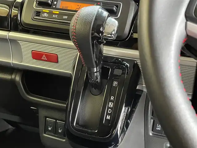 スズキ スペーシア カスタム HYBRID XS ターボ 岩手県 2018(平30)年 5.8万km ブレイブカーキパール/ブラック2トーン ワンオーナー/４WD/ターボ/全方位モニター/両側パワースライドドア/カラーヘッドアップディスプレイ/パドルシフト/スズキセーフティサポート/デュアルセンサーブレーキサポート/車線逸脱抑制機能/ハイビームアシスト/クルーズコントロール/リヤパーキングセンサー/横滑り防止装置/アイドリングストップ/サーキュレーター/ロールサンシェード/シートヒーター/純正ナビ/（CD/DVD/フルセグ/SD/USB/Bluetooth）/ステアリングスイッチ/LEDヘッドライト/純正15インチアルミホイール