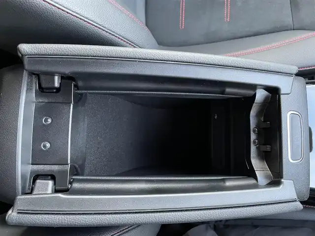 メルセデス・ベンツ Ｍ・ベンツ ＣＬＡ２００ｄ Sブレーク AMGライン 東京都 2022(令4)年 1.3万km 白 純正ナビ/バックカメラ/純正18インチアルミホイール/ACC/ハーフレザーシート/シートヒーター/ドライブレコーダー/LEDヘッドライト/ETC2.0