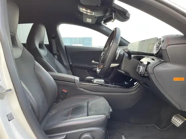 メルセデス・ベンツ Ｍ・ベンツ ＣＬＡ２００ｄ Sブレーク AMGライン 東京都 2022(令4)年 1.3万km 白 純正ナビ/バックカメラ/純正18インチアルミホイール/ACC/ハーフレザーシート/シートヒーター/ドライブレコーダー/LEDヘッドライト/ETC2.0