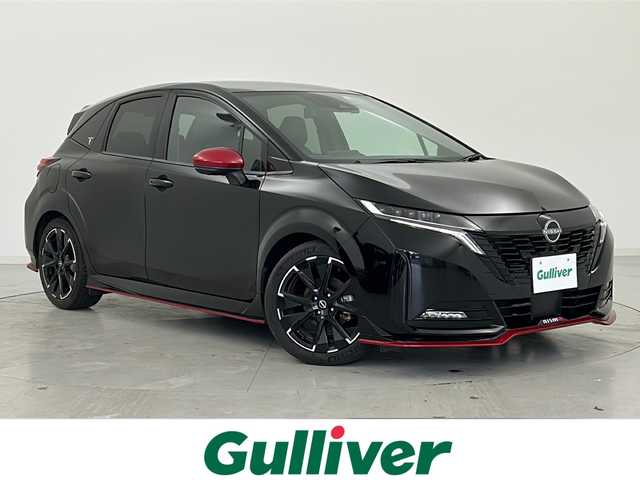 日産 オーラ ニスモ 宮城県 2021(令3)年 2.4万km スーパーブラック プロパイロット/ハーフレザーシート/インテリジェントエマージェンシーブレーキ/インテリジェントBSI/インテリジェントアラウンドビューモニター/駐車支援/標識検知支援/純正9型ナビ/・BT・USB・HDMI/フルセグTV/デジタルインナーミラー/革巻きステアリング/ステアリングスイッチ/LEDヘッドライト/LEDフォグライト/純正ドライブレコーダー（フロント）/ビルドインETC2.0/電動パーキングブレーキ/プッシュスタート/スマートキー×2/純正フロアマット/純正17インチアルミホイール/横滑り防止装置/ワイヤレス充電