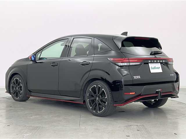 日産 オーラ ニスモ 宮城県 2021(令3)年 2.4万km スーパーブラック プロパイロット/ハーフレザーシート/インテリジェントエマージェンシーブレーキ/インテリジェントBSI/インテリジェントアラウンドビューモニター/駐車支援/標識検知支援/純正9型ナビ/・BT・USB・HDMI/フルセグTV/デジタルインナーミラー/革巻きステアリング/ステアリングスイッチ/LEDヘッドライト/LEDフォグライト/純正ドライブレコーダー（フロント）/ビルドインETC2.0/電動パーキングブレーキ/プッシュスタート/スマートキー×2/純正フロアマット/純正17インチアルミホイール/横滑り防止装置/ワイヤレス充電