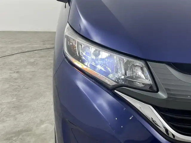 ホンダ フリード ハイブリット G ホンダセンシング 福島県 2016(平28)年 5.9万km コバルトブルーパール ホンダセンシング　/・CMBS/・車線逸脱警報/・誤発信抑制機能/・標識認識機能/・レーダークルーズコントロール/純正ナビ　/【AM/FM/DVD/CD/Bluetooth/フルセグ】/型番:VXM164VFI/ドライブレコーダー　/ＥＴＣ　/両側パワースライドドア　/エンジンスターター　/バックカメラ　/ハーフレザーシート　/ステアリングスイッチ　/・革巻きステアリング　/フロント熱線/プッシュスタート/・スマートキー/・スペアキー/LEDライト/・オートライト/ウィンカーミラー/純正フロアマット