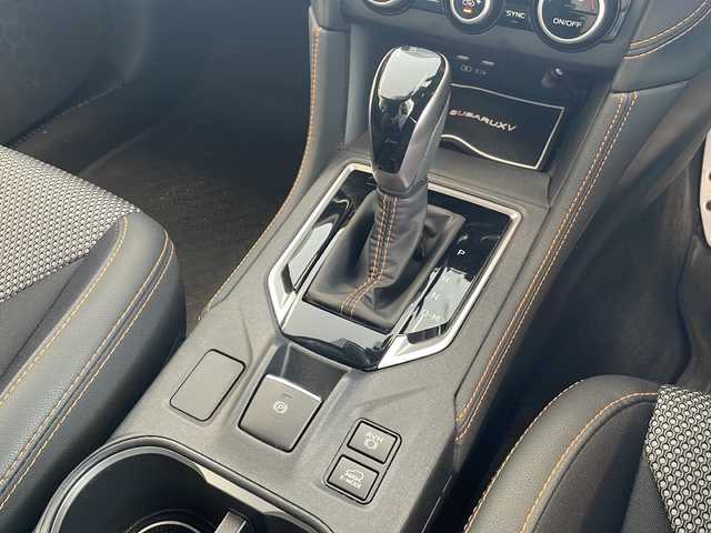 スバル ＸＶ ハイブリッド アドバンス 岐阜県 2018(平30)年 2.9万km クールグレーカーキ 純正ナビゲーション/Bluetooth/フルセグ/CD/DVD/バックモニター/サイドビューモニター/アイサイト/ドライブレコーダー/ETC/LEDヘッドライト/コーナーセンサー/ハーフレザーシート/前席パワーシート/ブラインドスポットモニター/ステアリング連動ヘッドランプ/プッシュスタート/スマートキー/RAB（Reverse Automatic Braking）