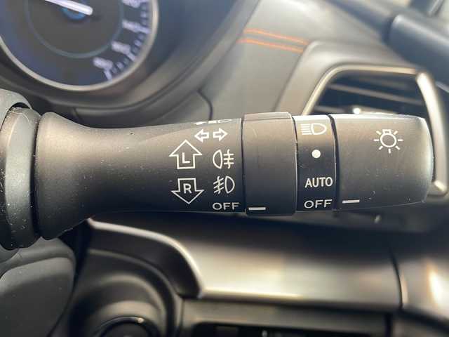 スバル ＸＶ ハイブリッド アドバンス 岐阜県 2018(平30)年 2.9万km クールグレーカーキ 純正ナビゲーション/Bluetooth/フルセグ/CD/DVD/バックモニター/サイドビューモニター/アイサイト/ドライブレコーダー/ETC/LEDヘッドライト/コーナーセンサー/ハーフレザーシート/前席パワーシート/ブラインドスポットモニター/ステアリング連動ヘッドランプ/プッシュスタート/スマートキー/RAB（Reverse Automatic Braking）