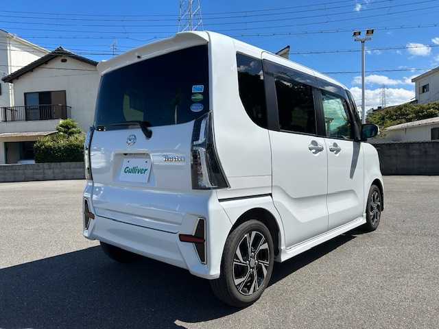 ダイハツ タント カスタム X セレクション 大阪府 2020(令2)年 3.4万km シャイニングホワイトパール 社外ナビ(BT/フルセグ)/バックカメラ/衝突被害軽減/レーンキープアシスト/横滑り防止装置/盗難防止装置/アイドリングストップ/コーナーセンサー/両側パワースライドドア/ハーフレザーシート/シートヒーター/ビルトインETC/LEDヘッドライト/オートライト/オートマチックハイビーム/エンジンスタートボタン