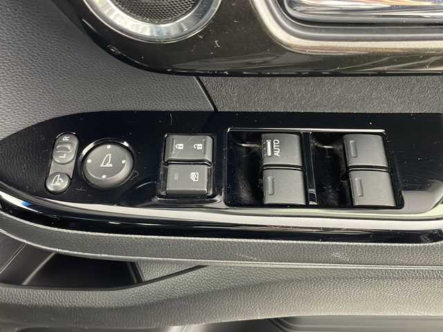 ホンダ Ｎ ＢＯＸ カスタム G EX ホンダセンシング 岐阜県 2018(平30)年 4万km プレミアムグラマラスブロンズP ホンダセンシング/衝突軽減ブレーキ/レーンキープアシスト/レーダークルーズコントロール/先行車発進お知らせ/標識認知機能/純正メモリナビ/Bluetooth/フルセグTV/CD/DVD/バックカメラ/ビルトインETC/前後ドラレコ/左側パワースライドドア/プッシュスタート/スマートキー/スペアキー/オートLEDヘッドライト/フォグランプ/純正フロアマット/ドアバイザー