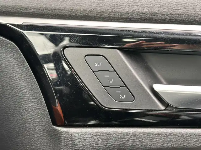 三菱 アウトランダー ＰＨＥＶ P 宮城県 2023(令5)年 2.3万km ホワイトダイヤモンド パノラマサンルーフ/＝＝＝/eアシスト/・衝突被害軽減ブレーキシステム/・踏み間違い衝突防止アシスト/・車線逸脱警報機能/・車線逸脱防止支援機能/・ふらつき警報/・前方衝突予測警報/・標識認識システム/・後側方衝突被害防止支援システム/・後側方車両検知警報システム（レーンチェンジアシスト機能付）/・後退時車両検知警報システム/マイパイロット/BOSEプレミアムサウンドシステム/スマートフォン連携ナビゲーション/・9インチディスプレイ/・メモリーナビ/・地デジTV/・AppleCarPlay/AndroidAuto/・USB/マルチアラウンドモニター/ヘッドアップディスプレイ/ビルトインETC/ドライブレコーダー/ワイヤレス充電器/AC100V/1500W/ハンズフリーパワーバックドア/レザーシート/パワーシート（運転席メモリー機能付）/シートヒーター/革巻きステアリング/パドルシフト/電動パーキングブレーキ/ブレーキホールド/アダプティブLEDヘッドランプ/フォグランプ/純正20インチAW/ドアバイザー/フロアマット