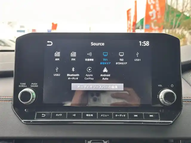 三菱 アウトランダー ＰＨＥＶ P 宮城県 2023(令5)年 2.3万km ホワイトダイヤモンド パノラマサンルーフ/＝＝＝/eアシスト/・衝突被害軽減ブレーキシステム/・踏み間違い衝突防止アシスト/・車線逸脱警報機能/・車線逸脱防止支援機能/・ふらつき警報/・前方衝突予測警報/・標識認識システム/・後側方衝突被害防止支援システム/・後側方車両検知警報システム（レーンチェンジアシスト機能付）/・後退時車両検知警報システム/マイパイロット/BOSEプレミアムサウンドシステム/スマートフォン連携ナビゲーション/・9インチディスプレイ/・メモリーナビ/・地デジTV/・AppleCarPlay/AndroidAuto/・USB/マルチアラウンドモニター/ヘッドアップディスプレイ/ビルトインETC/ドライブレコーダー/ワイヤレス充電器/AC100V/1500W/ハンズフリーパワーバックドア/レザーシート/パワーシート（運転席メモリー機能付）/シートヒーター/革巻きステアリング/パドルシフト/電動パーキングブレーキ/ブレーキホールド/アダプティブLEDヘッドランプ/フォグランプ/純正20インチAW/ドアバイザー/フロアマット