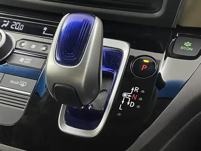 ホンダ フリード ハイブリット G ホンダセンシング 岡山県 2018(平30)年 3.5万km ブルーホライゾンM 純正ナビ(VXM-185VFi)/(CD/DVD/BT/フルセグ）/両側電動スライド/衝突軽減ブレーキ/追従型クルーズコントロール/ビルトインＥＴＣ/オートＬＥＤヘッドライト/バックカメラ/ステアリングスイッチ/チルトステアリング/シートリフター/ウインカーミラー/ドアバイザー/プッシュスタート/ナビ取扱説明書/スマートキー×1