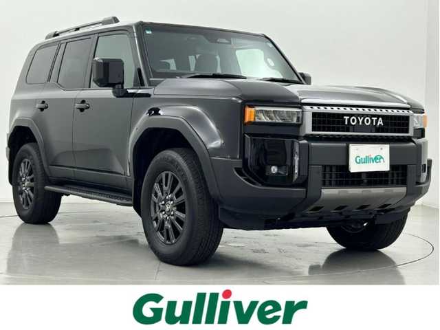 トヨタ ランドクルーザー ２５０ VX 熊本県 2024(令6)年 0.2万km ブラック ワンオーナー　/サンルーフ　/純正１２．３インチディスプレイオーディオ　/全周囲カメラ　/ビルトインＥＴＣ２．０　/トヨタセーフティーセンス/・リアクロストラフィックアラート/・後方車両接近通報装置/・ロードサインアシスト/・レーダークルーズコントロール/・リアカメラディテクション/横滑り防止/アイドリングストップ/パワーバックドア/デジタルインナーミラー/オートブレーキホールド/前席シートヒーター　/前席エアーシート　/運転席パワーシート　/前後クリアランスソナー　/純正１８インチAW/オートライト/オートマチックハイビーム/LEDヘッドライト/フォグライト/スマートキー/プッシュスタート/スペアキー1本/保証書