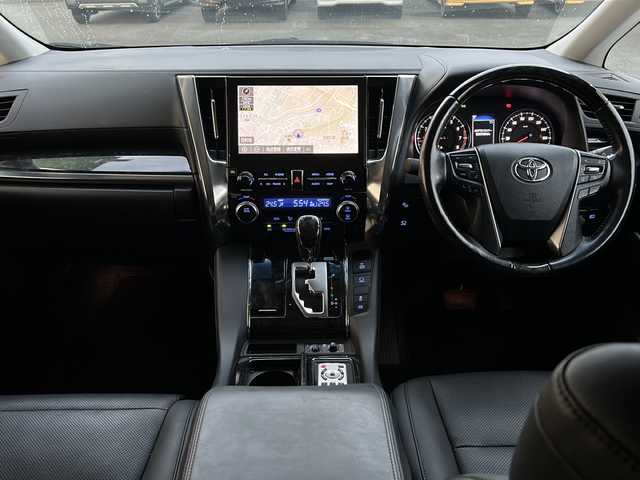 トヨタ アルファード S Cパッケージ 福岡県 2020(令2)年 6.9万km ホワイトパールクリスタルシャイン メーカーOPナビJBLプレミアムサウンドシステム/純正フリップダウン10.3インチ/アラウンドビューモニター/サンルーフ/ワンオーナー/TRDエアロ(FSR)/純正デジタルインナーミラー/社外ドライブレコーダー/トヨタセーフティセンス/D席＋N席シートヒーター＆クーラー/ステアリングヒーター/両側パワースライドドア/パワーバックドア/スペアキー1本