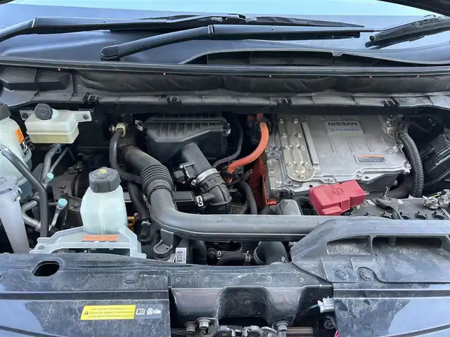 日産 セレナ e－パワー ハイウェイスター V 栃木県 2020(令2)年 7.9万km インペリアルアンバーP エマージェンシーブレーキ/純正10インチメモリナビ/フルセグTV/DVD/Blu-ray/Bluetooth/HDMI/純正フリップダウンモニター/アラウンドビューモニター/プロパイロット/インテリジェントルームミラー/ETC/ドライブレコーダー/両側ハンズフリーパワースライドドア/ステアリングリモコン/ヒーター/シートヒーター/ブラインドスポットモニター/LEDヘッドライト/フォグランプ/オートハイビーム/シートバックテーブル/ロールサンシェード/スマートキー/純正16インチAW