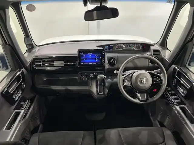 ホンダ Ｎ ＢＯＸ カスタム L 愛知県 2021(令3)年 2.4万km プラチナホワイトパール 純正ナビ/（Bluetooth/CD・DVD再生/フルセグTV/SD/ラジオ/CarPlay)/衝突軽減ブレーキ　/両側パワースライドドア　/レーダークルーズコントロール　/シートヒーター　/ＬＥＤヘッドライト　/LEDフォグランプ/コーナーセンサー　/レーンキープアシスト/先行車発進お知らせ/標識認識機能/バックカメラ　/ドライブレコーダー　/ＵＳＢ接続　/純正フロアマット