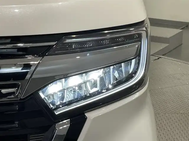 ホンダ Ｎ ＢＯＸ カスタム L 愛知県 2021(令3)年 2.4万km プラチナホワイトパール 純正ナビ/（Bluetooth/CD・DVD再生/フルセグTV/SD/ラジオ/CarPlay)/衝突軽減ブレーキ　/両側パワースライドドア　/レーダークルーズコントロール　/シートヒーター　/ＬＥＤヘッドライト　/LEDフォグランプ/コーナーセンサー　/レーンキープアシスト/先行車発進お知らせ/標識認識機能/バックカメラ　/ドライブレコーダー　/ＵＳＢ接続　/純正フロアマット