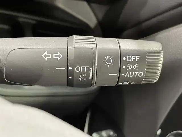 ホンダ Ｎ ＢＯＸ カスタム L 愛知県 2021(令3)年 2.4万km プラチナホワイトパール 純正ナビ/（Bluetooth/CD・DVD再生/フルセグTV/SD/ラジオ/CarPlay)/衝突軽減ブレーキ　/両側パワースライドドア　/レーダークルーズコントロール　/シートヒーター　/ＬＥＤヘッドライト　/LEDフォグランプ/コーナーセンサー　/レーンキープアシスト/先行車発進お知らせ/標識認識機能/バックカメラ　/ドライブレコーダー　/ＵＳＢ接続　/純正フロアマット