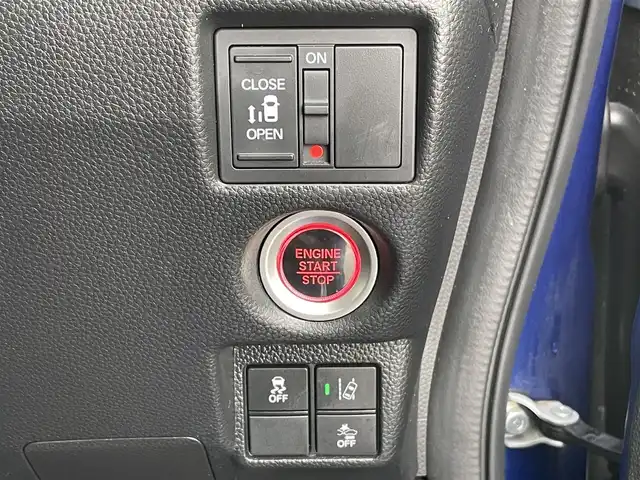 ホンダ Ｎ ＢＯＸ カスタム G L ホンダセンシング 東京都 2017(平29)年 5.1万km ブリリアントスポーティブルーメタリック2トーン ナビ　/電動ドア　/アダプティブクルコン　/純正ドライブレコーダー　/ビルトインＥＴＣ　/フルセグＴＶ　/バックカメラ　/Ｂｌｕｅｔｏｏｔｈ　/オートライト　/衝突被害軽減　/スマートキー　/ＬＥＤヘッド