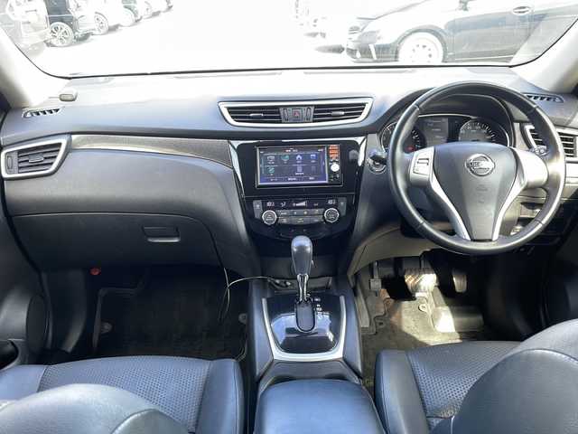 日産 エクストレイル 20X エマージェンシーブレーキ 熊本県 2016(平28)年 8.8万km ダイヤモンドブラック (株)IDOMが運営する【じしゃロン熊本店】の自社ローン専用車両になります。こちらは現金またはオートローンご利用時の価格です。自社ローンご希望の方は別途その旨お申付け下さい　/4WD/純正ナビ（MM115D-W）/フルセグテレビ/CD/Bluetooth接続/ETC/シートヒーター/ハロゲンヘッドライト/オートライト/スマートキー/純正17インチアルミホイール