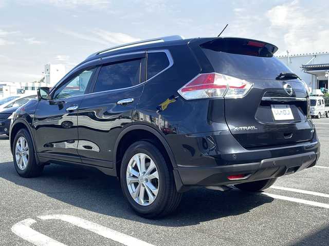 日産 エクストレイル 20X エマージェンシーブレーキ 熊本県 2016(平28)年 8.8万km ダイヤモンドブラック (株)IDOMが運営する【じしゃロン熊本店】の自社ローン専用車両になります。こちらは現金またはオートローンご利用時の価格です。自社ローンご希望の方は別途その旨お申付け下さい　/4WD/純正ナビ（MM115D-W）/フルセグテレビ/CD/Bluetooth接続/ETC/シートヒーター/ハロゲンヘッドライト/オートライト/スマートキー/純正17インチアルミホイール
