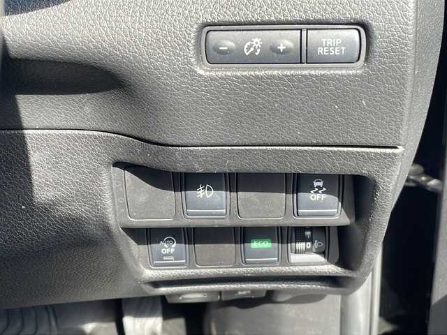 日産 エクストレイル 20X エマージェンシーブレーキ 熊本県 2016(平28)年 8.8万km ダイヤモンドブラック (株)IDOMが運営する【じしゃロン熊本店】の自社ローン専用車両になります。こちらは現金またはオートローンご利用時の価格です。自社ローンご希望の方は別途その旨お申付け下さい　/4WD/純正ナビ（MM115D-W）/フルセグテレビ/CD/Bluetooth接続/ETC/シートヒーター/ハロゲンヘッドライト/オートライト/スマートキー/純正17インチアルミホイール