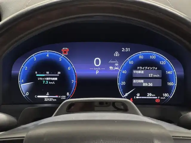 トヨタ アルファード Z 三重県 2024(令6)年 2.3万km プラチナホワイトパールマイカ ガソリン/FF/MTモード付フロアCVT/純正 14インチ ディスプレイオーディオPlus ＋ ナビ/（FM/AM/TV/Bluetooth/USB/iPod/Miracast/CarPlay/AndroidAuto）/パノラミックビューモニター（床下透過表示機能付）/両側パワースライドドア/ETC2.0/Toyota Safety Sense/●PCS、LTA、レーダークルコン、アダプティブハイビーム、RSA、プロアクティブドライビングアシスト、緊急操舵支援＋前後クロストラフィックアラート*/●パーキングサポートブレーキ/・BSM/LCA/安心降車アシスト/・アドバンスト・ドライブ/アドバンスト・パーク/など/装備/・左右独立ムーンルーフ*/・合皮シート（ブラック）/・シートヒーター＆ベンチレーション（D/N/2nd）/・ステアリングヒーター/・パワーシート（Dメモリー付8way/N4way/2ndリクライニング＆オットマン）/・パワーバックドア/・カラーヘッドアップディスプレイ/・100Vコンセント（100W）/・タッチトレーサーオペレーション/・3眼LEDヘッドランプ/・オートワイパー/・おくだけ充電/・19inAW/・取/・スマートキーx1/など/*…メーカーOP