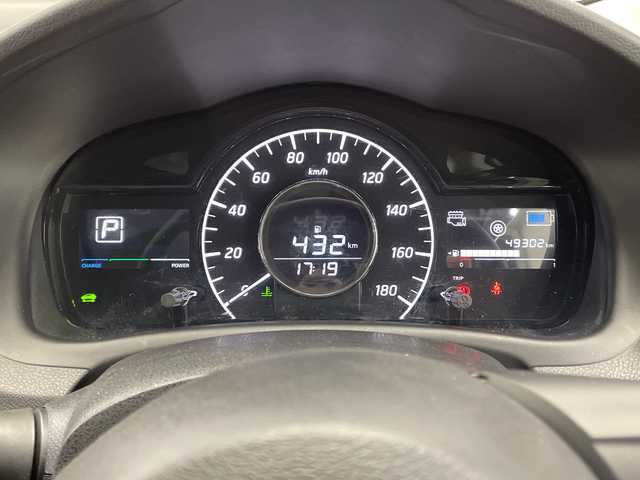 日産 ノート e－パワー B 栃木県 2020(令2)年 5万km ブリリアントシルバー 社外ナビ/（Bluetooth）/バックカメラ/全方位カメラ/エマージェンシーブレーキ/前後コーナーセンサー/ビルトインETC/禁煙車/オートライト/横滑り防止装置/スマートキー/プッシュスタート