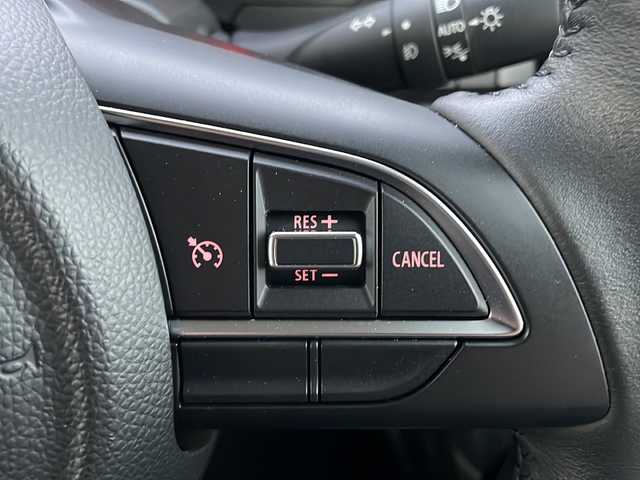 スズキ ジムニー XC 道東・釧路十勝 2024(令6)年 2.8万km シルキーシルバーメタリック 4WD/ナビ　MDV-D311W/(AM/FM/CD/DVD/BT)/ドライブレコーダー 前のみ/ETC/バックカメラ/シートヒーター　前席/純正16インチAW/社外フロアマット/背面タイヤ/ヘッドライトウォッシャー/フォグランプ/アイドリングストップ/クルーズコントロール 追従なし/コーナーセンサー　前後/レーンキープアシスト/ダウンヒルアシスト/オートライト/ライトレベライザー/盗難防止装置/ABS/横滑り防止装置