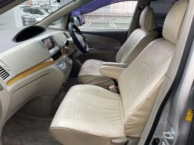 トヨタ エスティマ アエラス Gエディション 埼玉県 2007(平19)年 10.7万km シルバーM /社外メモリナビ//フルセグTV//バックカメラ//フリップダウンモニター//両側パワースライドドア//ビルトインETC//スマートキー//キセノン//2ndシートオットマン//Wエアバッグ//ABS//オートライト//Fフォグランプ//スモークフィルム//ドアバイザー//社外18インチAW//新車時保証書//取扱説明書//ナビ取説