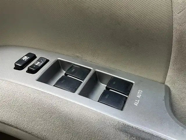 トヨタ エスティマ アエラス Gエディション 埼玉県 2007(平19)年 10.7万km シルバーM /社外メモリナビ//フルセグTV//バックカメラ//フリップダウンモニター//両側パワースライドドア//ビルトインETC//スマートキー//キセノン//2ndシートオットマン//Wエアバッグ//ABS//オートライト//Fフォグランプ//スモークフィルム//ドアバイザー//社外18インチAW//新車時保証書//取扱説明書//ナビ取説