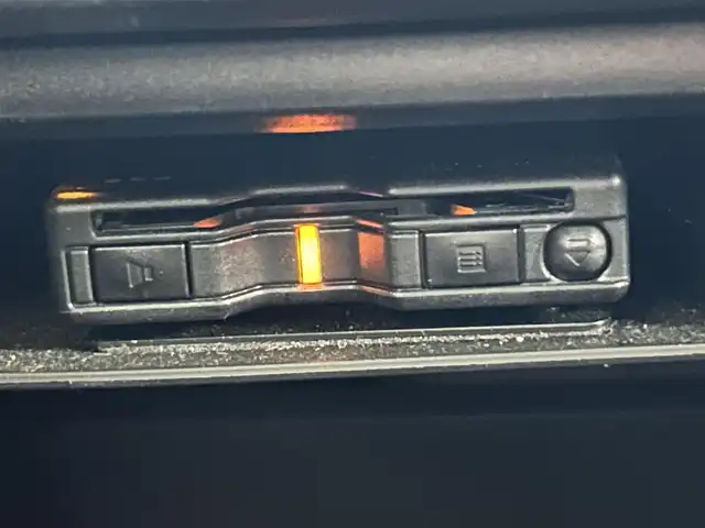 ダイハツ タフト G ターボ 道央・札幌 2020(令2)年 3.1万km シャイニングホワイトパール ・４WD/・純正ナビ/・バックカメラ/・ガラスルーフ/・フルセグ＆Ｂｌｕｅｔｏｏｔｈ＆ＣＤ＆ＤＶＤ/・ＥＴＣ/・純正ドライブレコーダー/・純正アルミホイール/・シートヒーター/・電子パーキングブレーキ/・ブレーキオートホールド/・レーダークルーズコントロール/・横滑り防止機能/・レーンアシスト/・盗難防止システム/・ステアリングスイッチ/・オートライト/・オートハイビーム/・前後コーナーセンサー/・オートエアコン/・スマートキー＆プッシュスタート/・純正フロアマット/・ドアバイザー