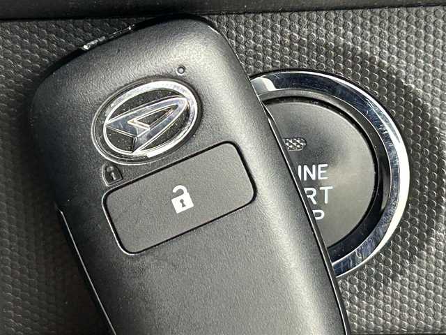 ダイハツ タフト G ターボ 道央・札幌 2020(令2)年 3.1万km シャイニングホワイトパール ・４WD/・純正ナビ/・バックカメラ/・ガラスルーフ/・フルセグ＆Ｂｌｕｅｔｏｏｔｈ＆ＣＤ＆ＤＶＤ/・ＥＴＣ/・純正ドライブレコーダー/・純正アルミホイール/・シートヒーター/・電子パーキングブレーキ/・ブレーキオートホールド/・レーダークルーズコントロール/・横滑り防止機能/・レーンアシスト/・盗難防止システム/・ステアリングスイッチ/・オートライト/・オートハイビーム/・前後コーナーセンサー/・オートエアコン/・スマートキー＆プッシュスタート/・純正フロアマット/・ドアバイザー