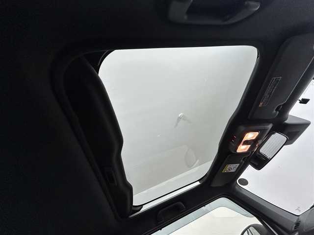 ダイハツ タフト G ターボ 道央・札幌 2020(令2)年 3.1万km シャイニングホワイトパール ・４WD/・純正ナビ/・バックカメラ/・ガラスルーフ/・フルセグ＆Ｂｌｕｅｔｏｏｔｈ＆ＣＤ＆ＤＶＤ/・ＥＴＣ/・純正ドライブレコーダー/・純正アルミホイール/・シートヒーター/・電子パーキングブレーキ/・ブレーキオートホールド/・レーダークルーズコントロール/・横滑り防止機能/・レーンアシスト/・盗難防止システム/・ステアリングスイッチ/・オートライト/・オートハイビーム/・前後コーナーセンサー/・オートエアコン/・スマートキー＆プッシュスタート/・純正フロアマット/・ドアバイザー