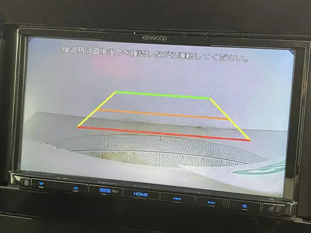 日産 ノート S FOUR 道央・札幌 2022(令4)年 5.8万km ホワイト ・4WD/・社外メモリナビ（MDV-D308BT）/CD/BT/USB/ワンセグ/・ETC/・前後ドライブレコーダー/・ステアヒーター/・オートホールド/・電動パーキング/・エマージェンシーブレーキ/・ドアバイザー/・オートマチックハイビーム/・横滑り防止装置/・前後コーナーセンサー/・レーンキープアシスト/・前席シートヒーター/・オートライト/・LEDヘッドライト/・プッシュスタート/・スマートキー/・保証書付き