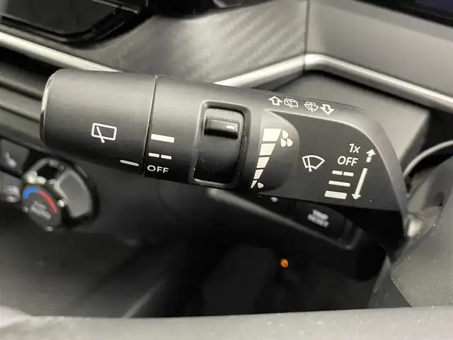 日産 ノート S FOUR 道央・札幌 2022(令4)年 5.8万km ホワイト ・4WD/・社外メモリナビ（MDV-D308BT）/CD/BT/USB/ワンセグ/・ETC/・前後ドライブレコーダー/・ステアヒーター/・オートホールド/・電動パーキング/・エマージェンシーブレーキ/・ドアバイザー/・オートマチックハイビーム/・横滑り防止装置/・前後コーナーセンサー/・レーンキープアシスト/・前席シートヒーター/・オートライト/・LEDヘッドライト/・プッシュスタート/・スマートキー/・保証書付き