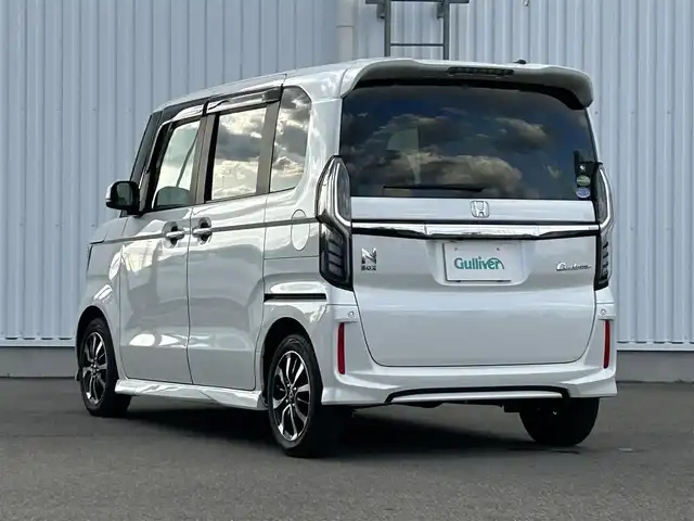 ホンダ Ｎ ＢＯＸ カスタム G L ホンダセンシング 愛媛県 2019(令1)年 4万km プラチナホワイトパール 衝突軽減ブレーキ								/アダプティブクルーズコントロール			/車線維持支援システム		/SDナビ/フルセグTV			/CD/DVD/BT			/バックカメラ	/両側パワースライドドア		/純正ドライブレコーダー前後				/スマートキー			/LEDヘッドライト/オートライト/LEDフォグランプ/ビルトインETC