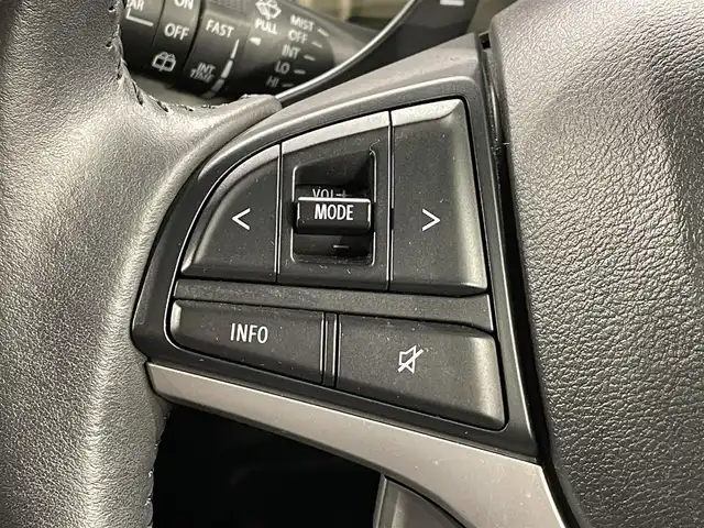 スズキ クロスビー HYBRID MZ 愛知県 2018(平30)年 4.3万km ミネラルグレーM 禁煙車/社外8インチナビ/　フルセグTV/CD/DVD/Bluetooth/全方位カメラ/純正アルミホイール付きサマータイヤ積み込み/フォグライト/純正ヘッドライト/衝突軽減ブレーキシステム/コーナーセンサー/前席シートヒーター/ETC2.0/シートバックテーブル/パドルシフト/プッシュスタート/スマートキー/スペアキー/クルーズコントロール/オートライト