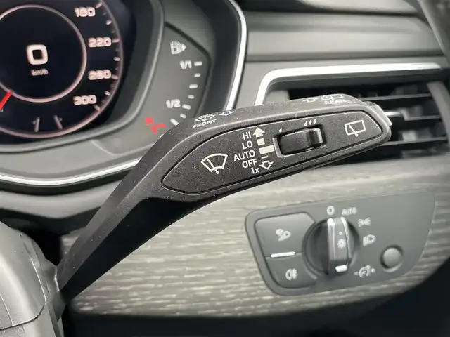 アウディ Ａ４ アバント 1．4TFSIスポーツ 石川県 2019(平31)年 5.7万km パール MMIナビゲーション/セーフティパッケージ/ラグジュアリーパッケージ/バーチャルコクピット/全周囲カメラ/革シート/ドライブレコーダー前後/フルセグ/CD/BT/シートヒーター　D席/N席/LEDヘッドライト/コーナーセンサー前後/ETC2.0/パワーバックドア/クルコン/純正AW17インチ/衝突被害軽減システム/レーンキープアシスト/BSM