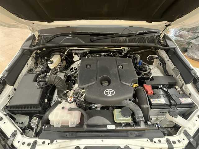 トヨタ ハイラックス Z 群馬県 2019(令1)年 4.8万km スーパーホワイトⅡ トヨタセーフティセンス/・プリクラッシュセーフティ/・レーンディパーチャーアラート/・ロードサインアシスト/・先行車発進告知/・レーダークルーズコントロール/純正SDナビ/・フルセグTV/・Bluetooth/・DVD/CD/・FM/AM/バックカメラ/ETC/ドライブレコーダー/革巻きステアリング/ステアリングスイッチ/トランスファースイッチ/ダウンヒルアシストコントロールシステム/リヤデフロックスイッチ/パワーヒーター/スマートキー/プッシュスタート/LEDヘッドライト/オートライト/フォグランプ/リヤフォグランプ/純正17インチAW/純正フロアマット/純正ドアバイザー/純正キャノピー/排ガス浄化装置スイッチ/電動格納ウィンカーミラー/横滑り防止機能