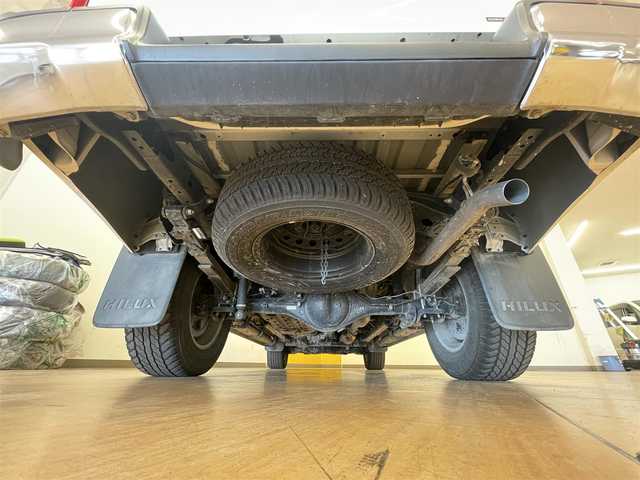 トヨタ ハイラックス Z 群馬県 2019(令1)年 4.8万km スーパーホワイトⅡ トヨタセーフティセンス/・プリクラッシュセーフティ/・レーンディパーチャーアラート/・ロードサインアシスト/・先行車発進告知/・レーダークルーズコントロール/純正SDナビ/・フルセグTV/・Bluetooth/・DVD/CD/・FM/AM/バックカメラ/ETC/ドライブレコーダー/革巻きステアリング/ステアリングスイッチ/トランスファースイッチ/ダウンヒルアシストコントロールシステム/リヤデフロックスイッチ/パワーヒーター/スマートキー/プッシュスタート/LEDヘッドライト/オートライト/フォグランプ/リヤフォグランプ/純正17インチAW/純正フロアマット/純正ドアバイザー/純正キャノピー/排ガス浄化装置スイッチ/電動格納ウィンカーミラー/横滑り防止機能