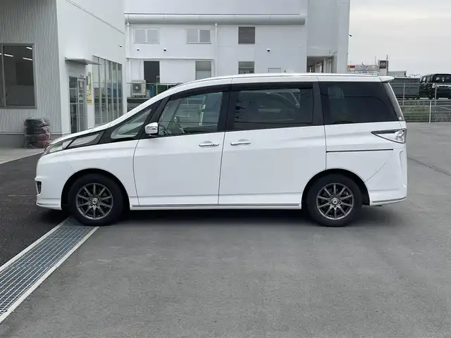 マツダ ビアンテ グランツ スカイアクティブ 兵庫県 2013(平25)年 9.2万km クリスタルホワイトパールマイカ ●MITSUBISHIナビ/●地デジ視聴可/●両側パワースライドドア/●バックモニター/●ETC/●ドライブレコーダー/●クリーンインテリアパッケージ/●コンフォートパッケージ/●i-stop/●ヒルローンチアシスト/●HIDヘッドランプ/●オートエアコン/●アドバンストキーレスエントリー/●スマートシステム/●SRSエアバック（運転席・助手席）