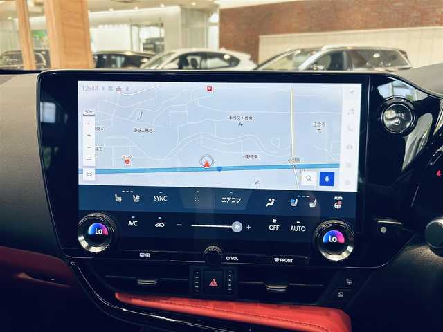 レクサス ＮＸ 450h+ Fスポーツ 大阪府 2023(令5)年 1.9万km ブラック ワンオーナー/ムーンルーフ/ACC/HUD/赤黒革/パワーシート/エアシートヒーター/Dシートメモリ/ステアリングヒーター/純正ナビ/TV/360度カメラ/純正20インチAW/三眼LEDヘッドライト/電動リアゲート/ブラインドスポット/ワイヤれ充電/デジタルインナーミラー/オレンジブレーキキャリパー