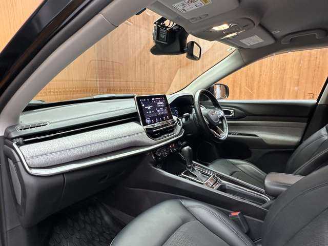 クライスラー・ジープ ジープ コンパス ロンジチュード 千葉県 2021(令3)年 3.6万km グレーⅡ ＡＣＣ　/ＣａｒＰｌａｙ　/ディスプレイオーディオ　/バックカメラ　/ドライブレコーダー　/衝突軽減ブレーキ　/ＬＥＤヘッドライト　/オートライト　/純正１７インチＡＷ