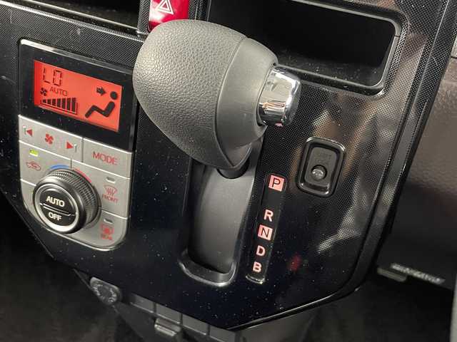 トヨタ タンク G－T 埼玉県 2017(平29)年 4.9万km ブラックマイカメタリック 社外７インチメモリーナビ　/バックカメラ　/クルーズコントロール　/両側パワースライドドア　/オートライト　/ドライブレコーダー　/トヨタセーフティーセンス　/ＥＴＣ　/Ｂｌｕｅｔｏｏｔｈ　/ＴＶ
