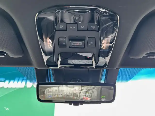 トヨタ ハリアー Z レザーパッケージ 徳島県 2020(令2)年 6.8万km ブラック 調光パノラマルーフ/スペアタイヤ/＝＝＝/セーフティセンス/・プリクラッシュセーフティ/・レーントレーシングアシスト/・レーダークルーズコントロール/・アダプティブハイビームシステム/・ロードサインアシスト/ブラインドスポットモニター/パーキングサポートブレーキ（前後方静止物/後方接近車両）/デジタルインナー/ヘッドアップディスプレイ/TコネクトSDナビゲーションシステム/・12.3インチナビ/・地デジTV/・AM/FMラジオ/・入力用USB端子/・AppleCarPlay/AndroidAuto/・ETC2.0/ハンズフリーパワーバックドア/レザーシート/前席パワーシート（運転席メモリー機能付）/シートヒーター／ベンチレーション/革巻きステアリング/ステアリングヒーター/スマートキー＆プッシュスタート/電動パーキングブレーキ/ブレーキホールド/LEDヘッドランプ/フォグランプ/オートライト/電動格納ミラー/純正19インチAW/純正フロアマット/W/サイド/カーテンエアバッグ
