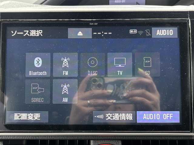 トヨタ ヴォクシー ZS 宮城県 2018(平30)年 3.2万km 黒 登録時走行距離　31298km/純正10インチSDナビ(NSZN-Z68T)/CD/DVD/BT/TV/両側パワースライドドア/トヨタセーフティセンス/プリクラッシュセーフティ/クルーズコントロール/レーンキープアシスト/オートハイビーム/ドライブレコーダー/ETC2.0/バックカメラ/スマートキー/プッシュスタート/後席用サンシェード/電動格納ミラー/ドアバイザー/LEDヘッドライト/フォグランプ