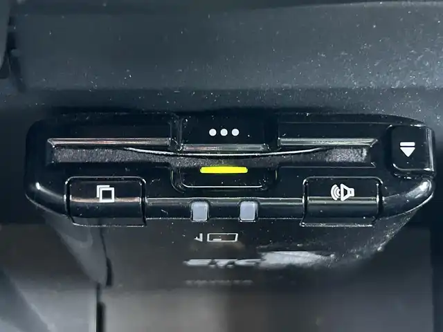 トヨタ コペン GRスポーツ 兵庫県 2019(令1)年 1万km パールホワイトⅢ ディーラーOPナビ/バックカメラ/前後ドライブレコーダー/純正MOMOステアリング/電動オープンルーフ/サンルーフ/シートヒーター/純正BBSアルミホイール/LEDヘッドライト/５Fシフト/ETC/スイッチスタート/純正フロアマット
