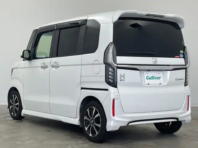 ホンダ Ｎ ＢＯＸ カスタム G L ホンダセンシング 新潟県 2020(令2)年 6.1万km プラチナホワイトパール 純正メモリナビ/（BT/FM/AM/フルセグTV）/バックカメラ/ステアリングスイッチ/両側パワースライドドア/前後ドライブレコーダー/シーケンシャルウィンカー/エンジンスターター/サンシェード/電格ミラー/ドアバイザー/ETC/スペアキー2本/取扱説明書/保証書/整備記録簿